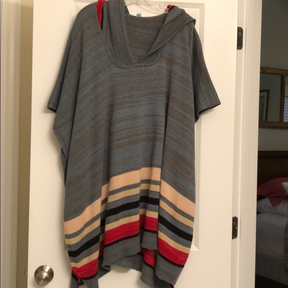 Poncho with midwestern look